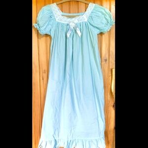 Vintage Baby Doll Gown